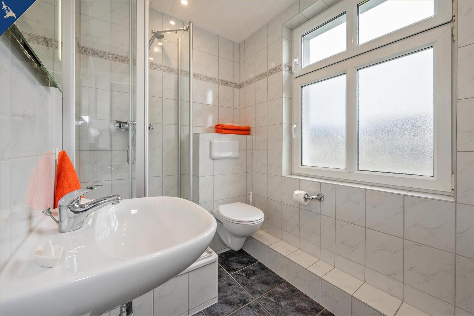 Villa Holtz Ferienwohnung Holtz 2 ツィノヴィッツ エクステリア 写真