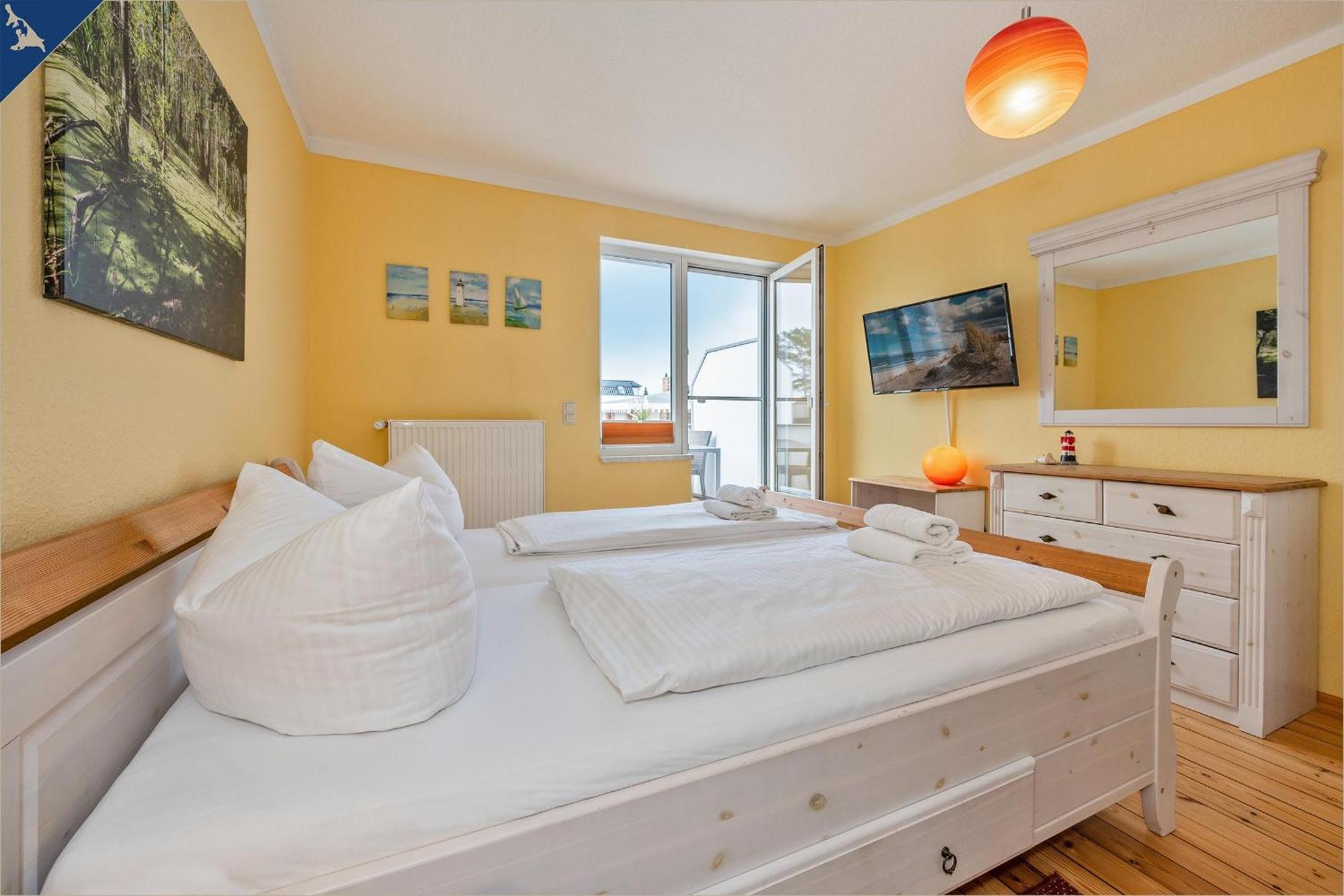 Villa Holtz Ferienwohnung Holtz 2 ツィノヴィッツ エクステリア 写真